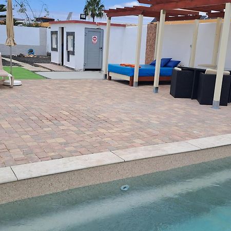 Villa Experience Heated Salty Water Pool Caleta De Fuste Exterior foto