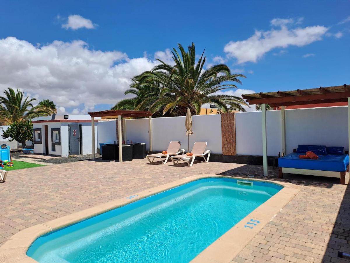 Villa Experience Heated Salty Water Pool Caleta De Fuste Exterior foto